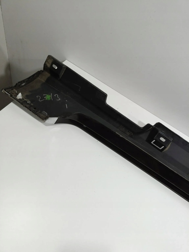 Молдинг поріг поріг правий vw passat b8 3g0853858 оригінал !! Доставка