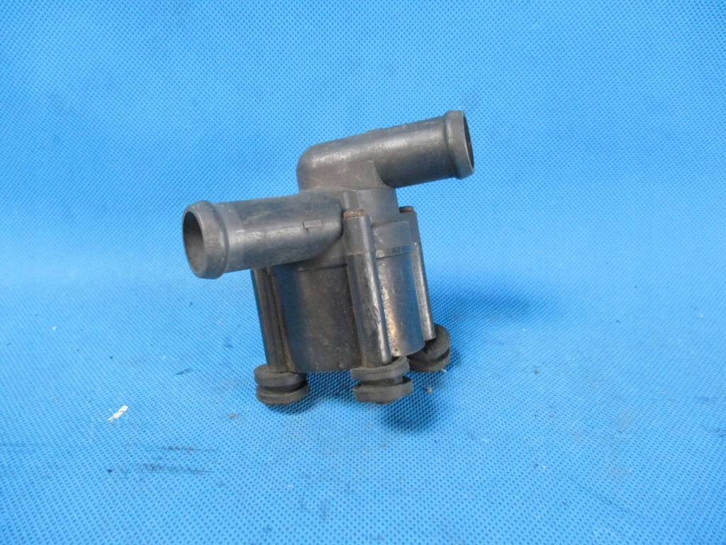 фото №1, Додаткова помпа wody audi a4 b8 a5 8t 03l965561