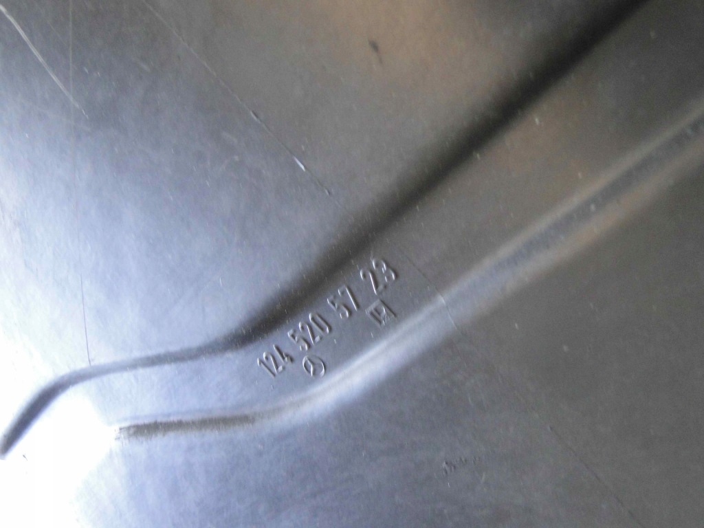 Mercedes e w124 124 захист pod двигун автоматична коробка передач Недорого