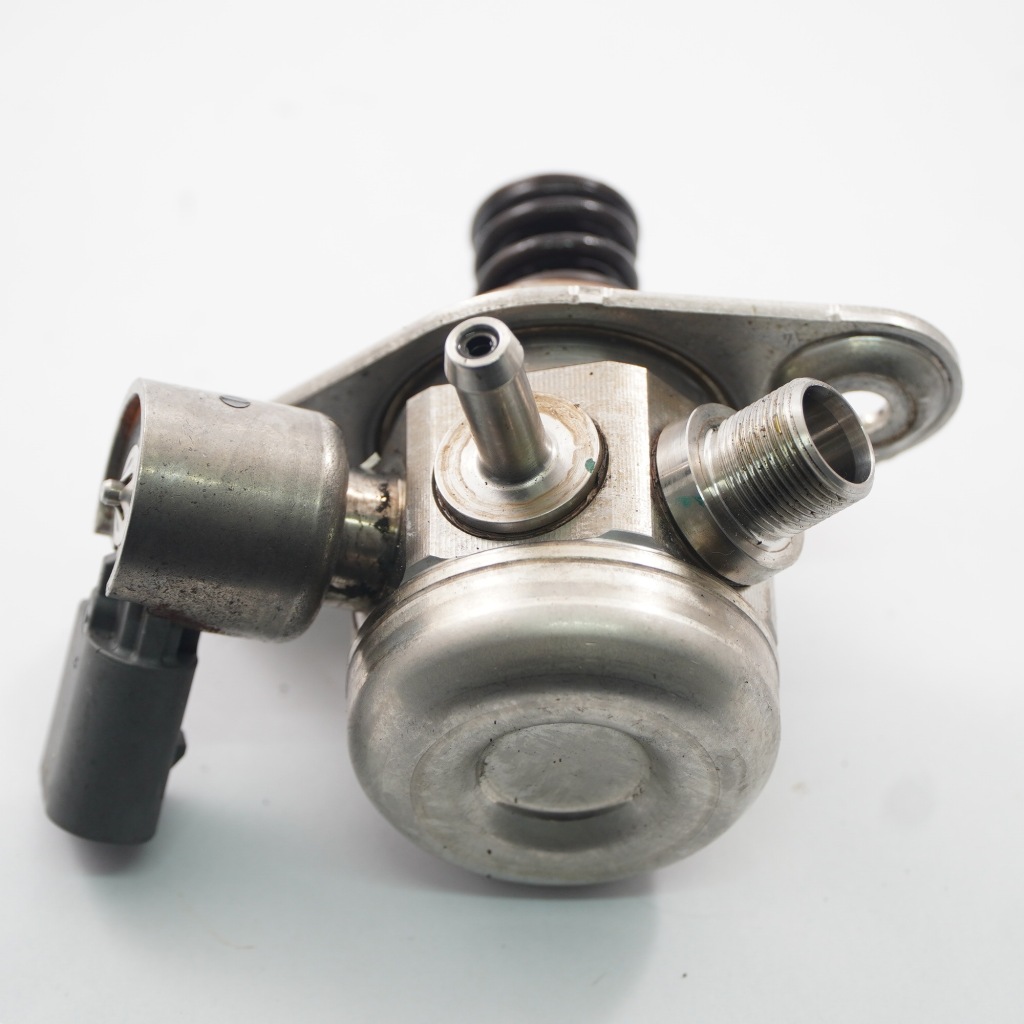 Mercedes w176 w246 m270 насос пального упорскування a2700700501 Оригінал