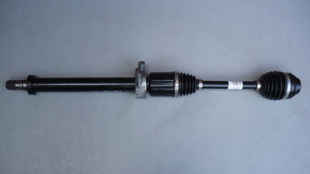 фото №1, Приводной вал правая mini cooper f55 f56 f57