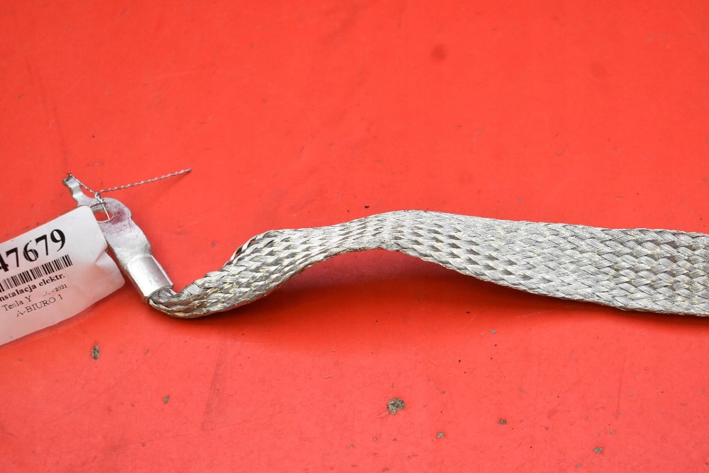 Клемма минусовая 1510061-10-c tesla model y 60 kwh 299 km 20- с Разборки