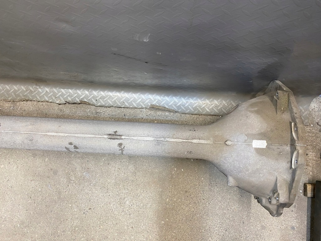 фото №5, Wał привідний з корпус aston martin db9 5.9 v12 4g43-7b084-bf