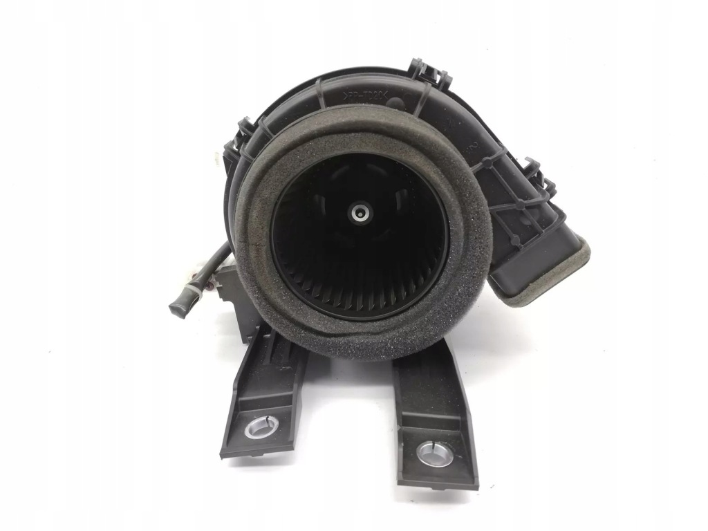 фото №1, Вентилятор воздуходувка аккумулятора prius iv xw50 g9230-47080