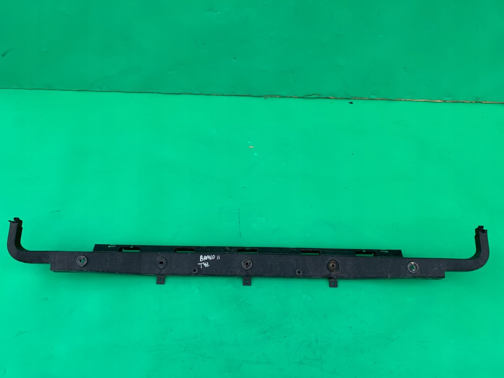 фото №1, Направляющая бампера заднего середина fiat bravo ii 2 07-