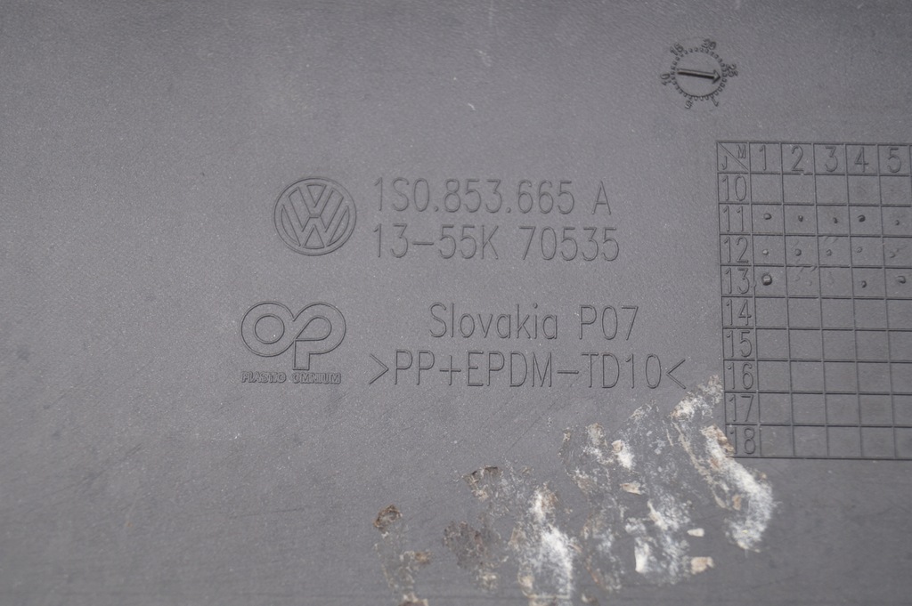 фото №10, Решітка молдинг na бампер перед vw up up! 1s0853665