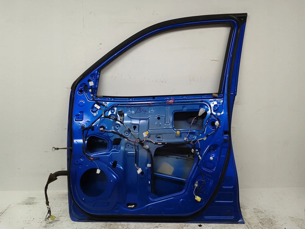 фото №13, Toyota hilux an120, an130 2017 правая сторона дверь передние