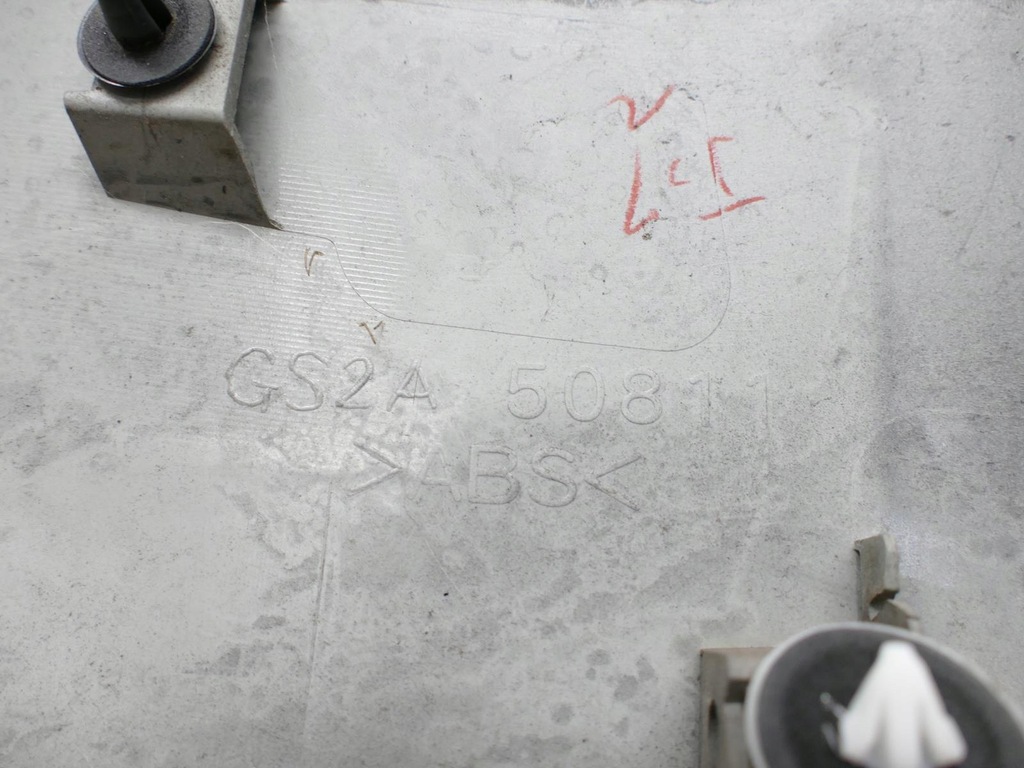 фото №10, Mazda 6 gh li kombi накладка крышки багажника 38r 12r