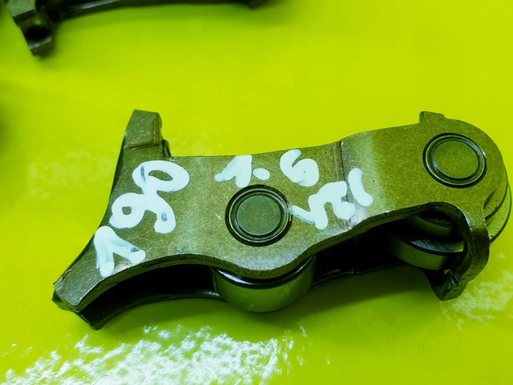 Купить Ролик вала коромысло c3 c4 308 208 207 r55 1.4 1.6 vti