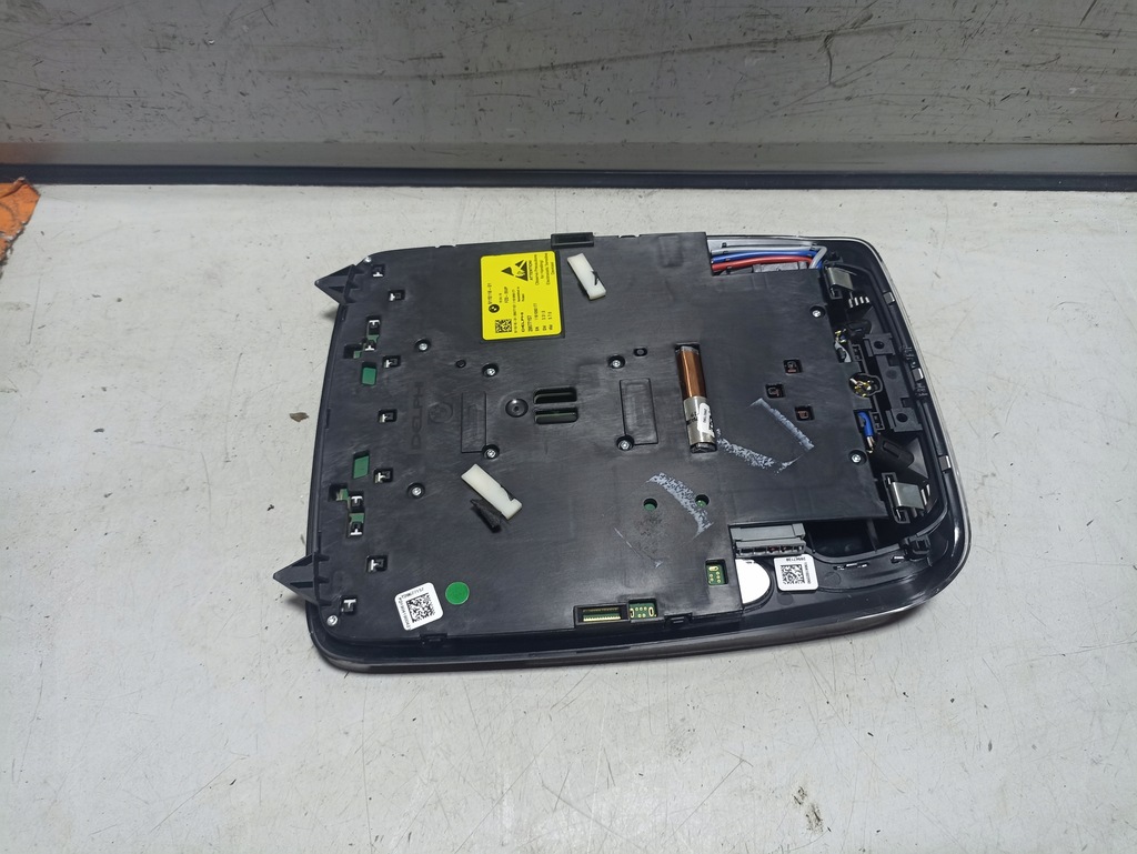 фото №5, Bmw 8 g15 4.4 850i лампа освещение кабины 9115118