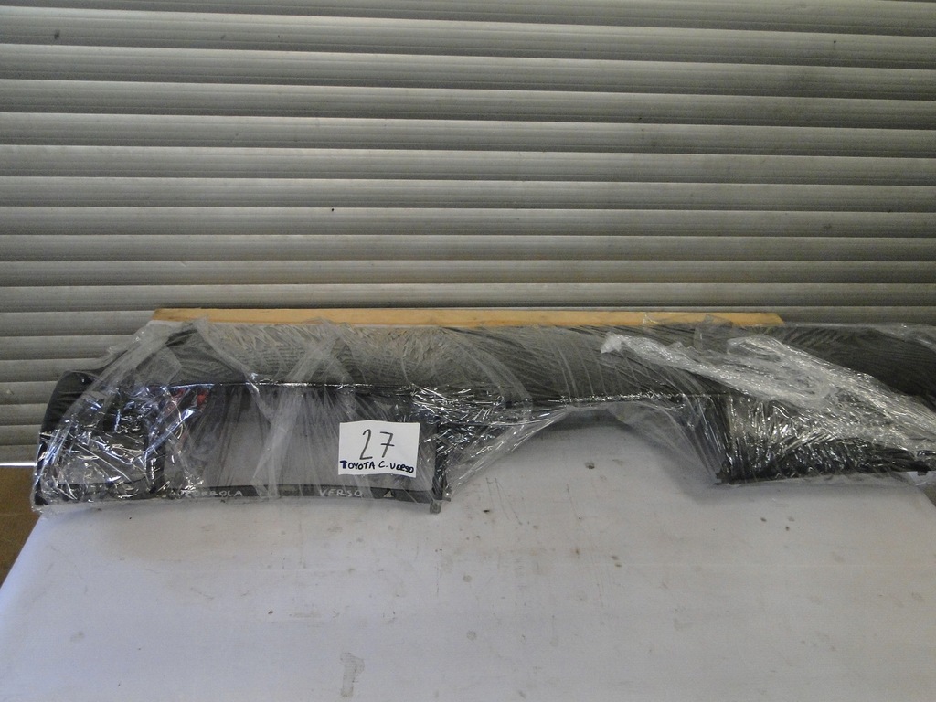 фото №10, Toyota corolla verso приборная панель приборная консоль