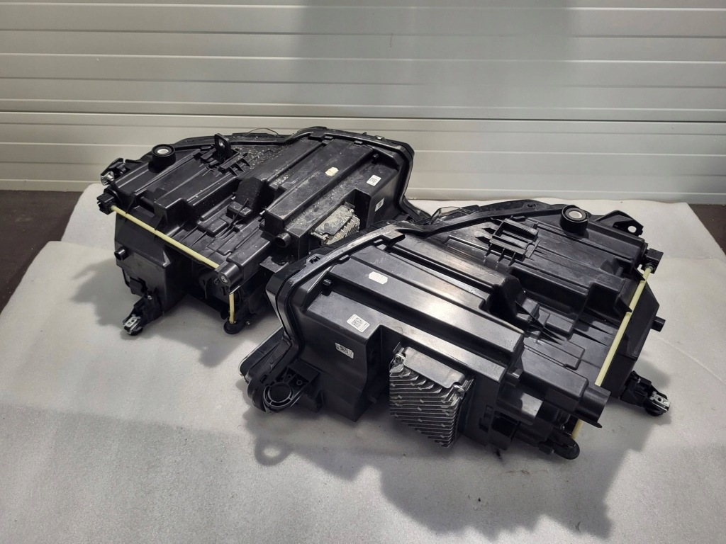 фото №7, Audi q4 e-tron matrix led комплект лампа перед 89a941035 / 89a941036