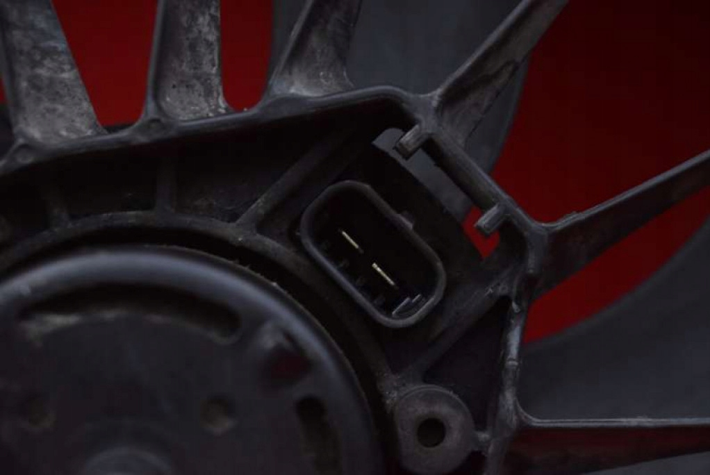 фото №8, Вентилятор 1115107ve dodge caliber 1.8 16v 150 km 06-12