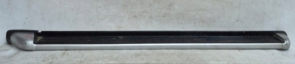 фото №1, Mercedes x klasa w470 470 17- порог правый молдинг порог