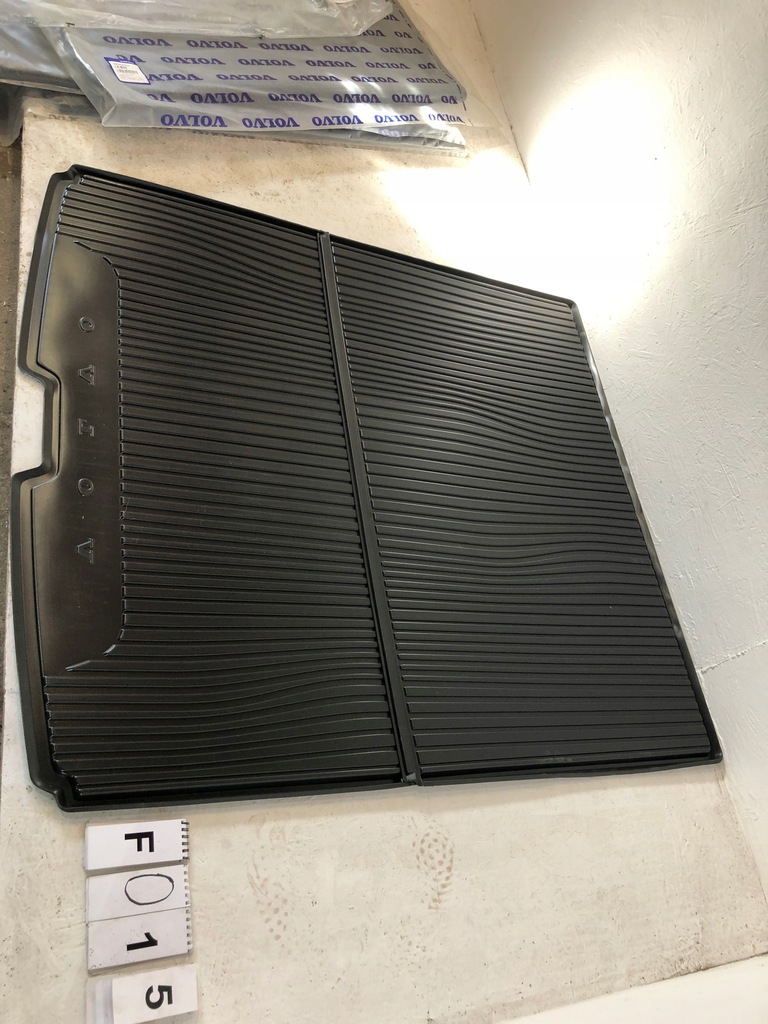 фото №7, Volvo xc90 ii килимок/обшивка do багажника