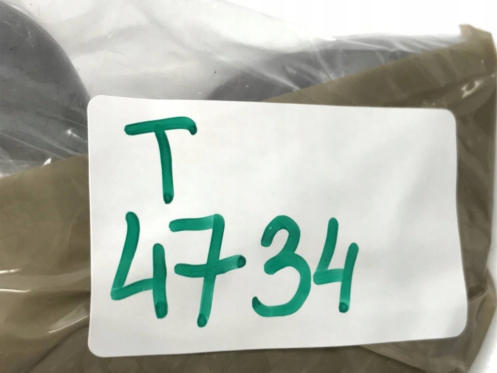 Bmw 5 g30 g31 держатель глушителя заднего 8635586 Недорого