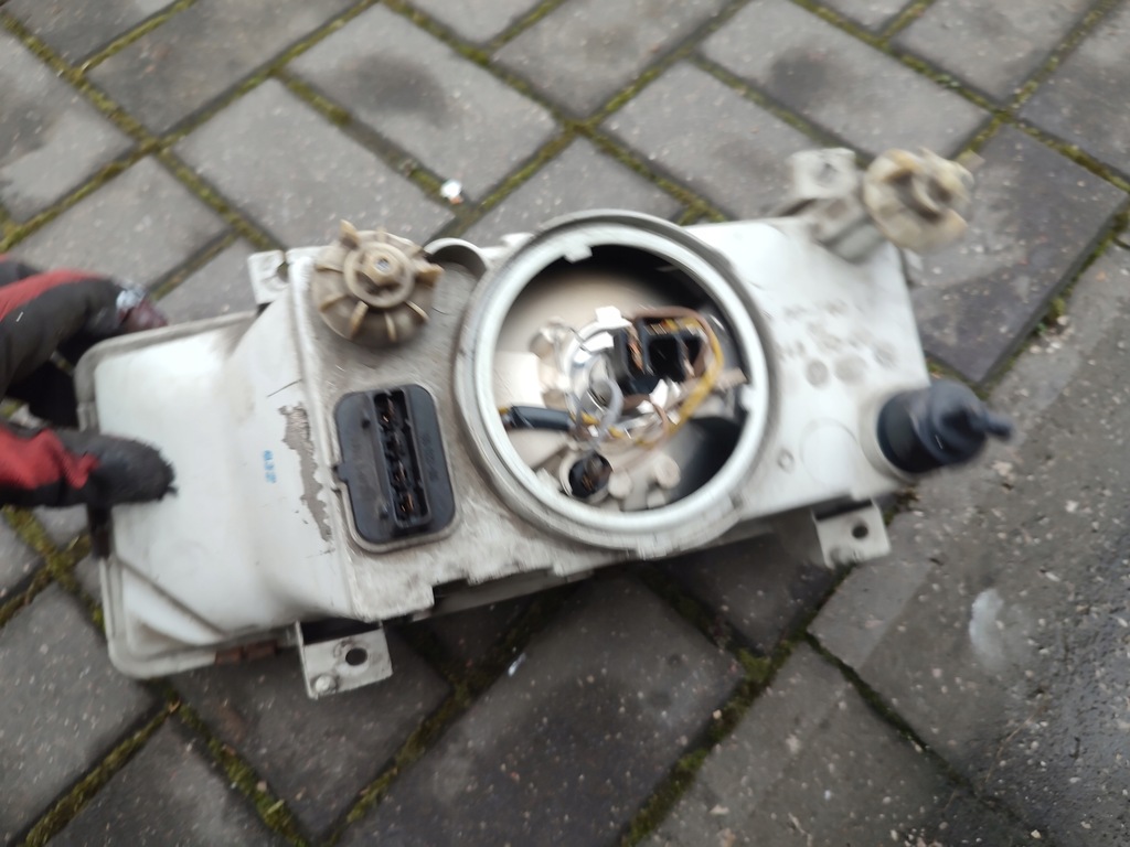 фото №8, Лампа перед правая skoda felicia i 246150-00