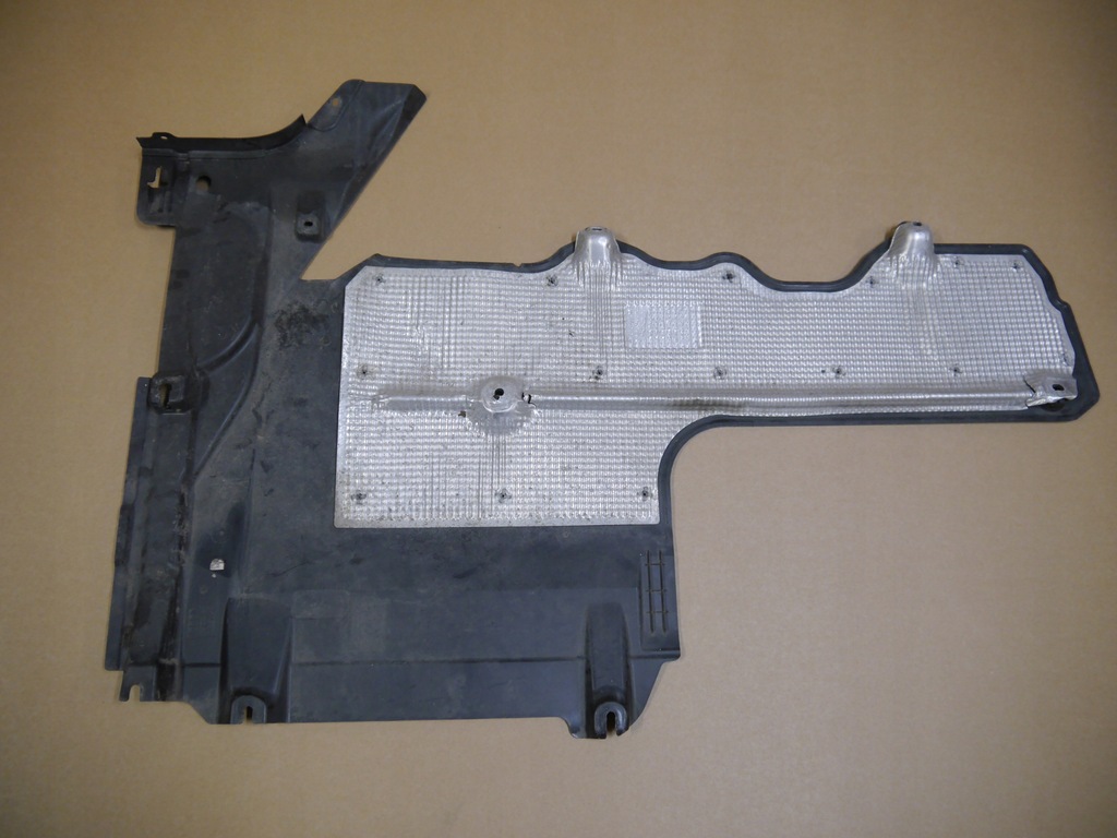 фото №1, Audi a5 8w защита подвеска 8w8825216c