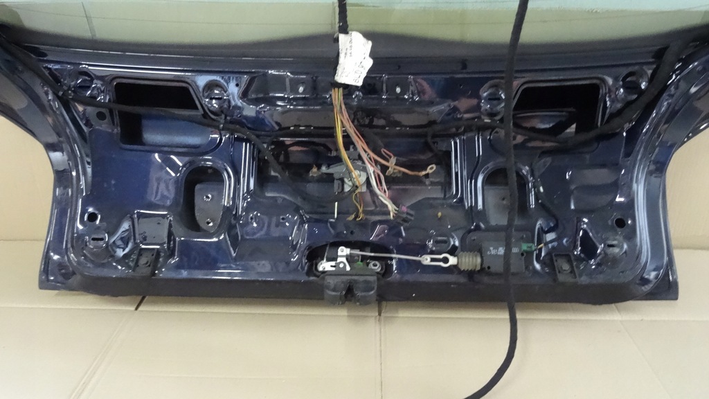 фото №4, Audi a3 8l lift крышка багажника задняя 3d