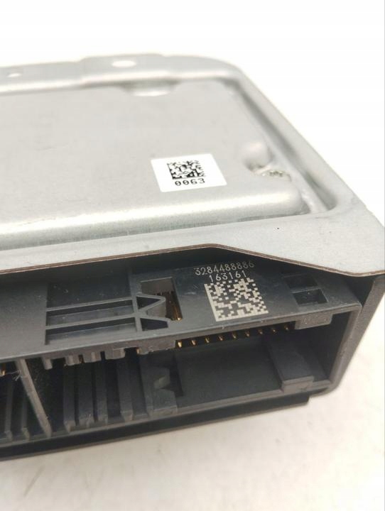 Блок керування подушок повітряних maserati levante 2017 670101607 Зі Шроту