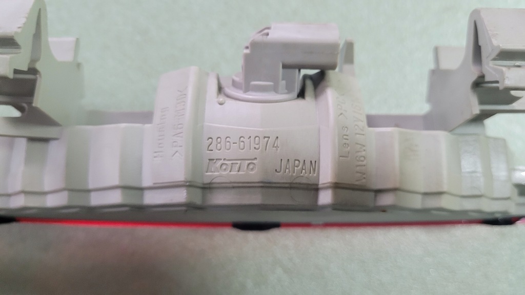 фото №3, Mazda 6 i kombi лампа свет стоп