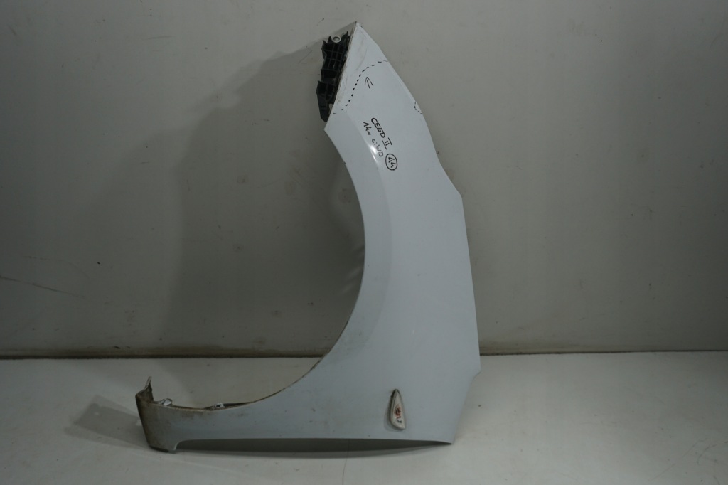 фото №1, Kia ceed ii jd хэтчбек крыло левый передний цвет wd белый 2013rok