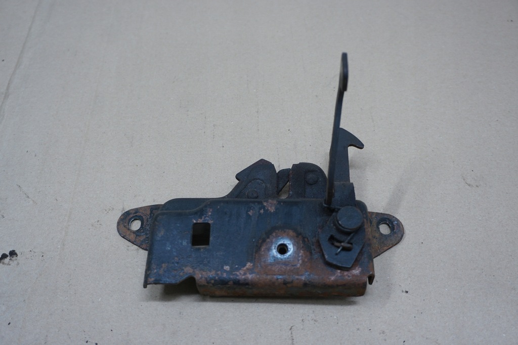 фото №1, Hyundai galloper замок капот 98-03r