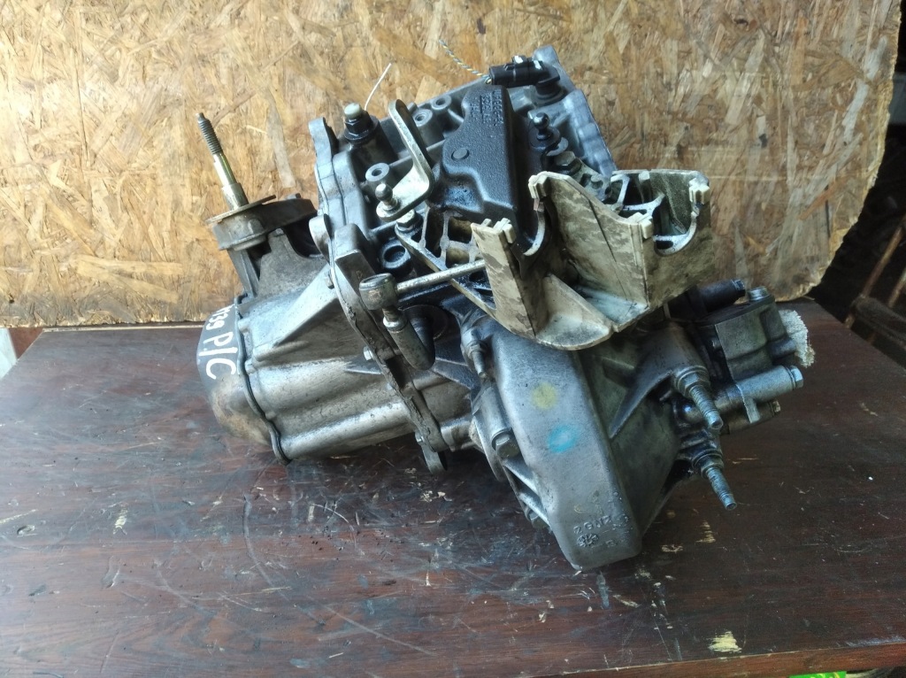 фото №6, Коробка передач передач 20dm39 peugeot 307 citroen xsara picasso 2,0 hdi 8v 03r.