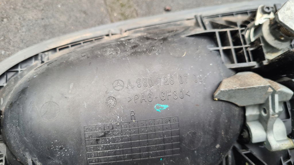 фото №7, Mercedes actros mp4 ручка дверь правая