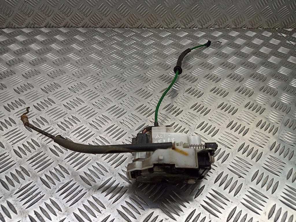 фото №1, Замок правий задня двері alfa romeo 159