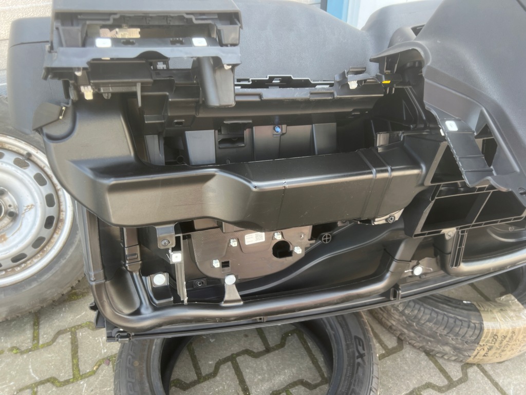 фото №7, Peugeot partner iii iv 19- панель приладів приладова консоль europa