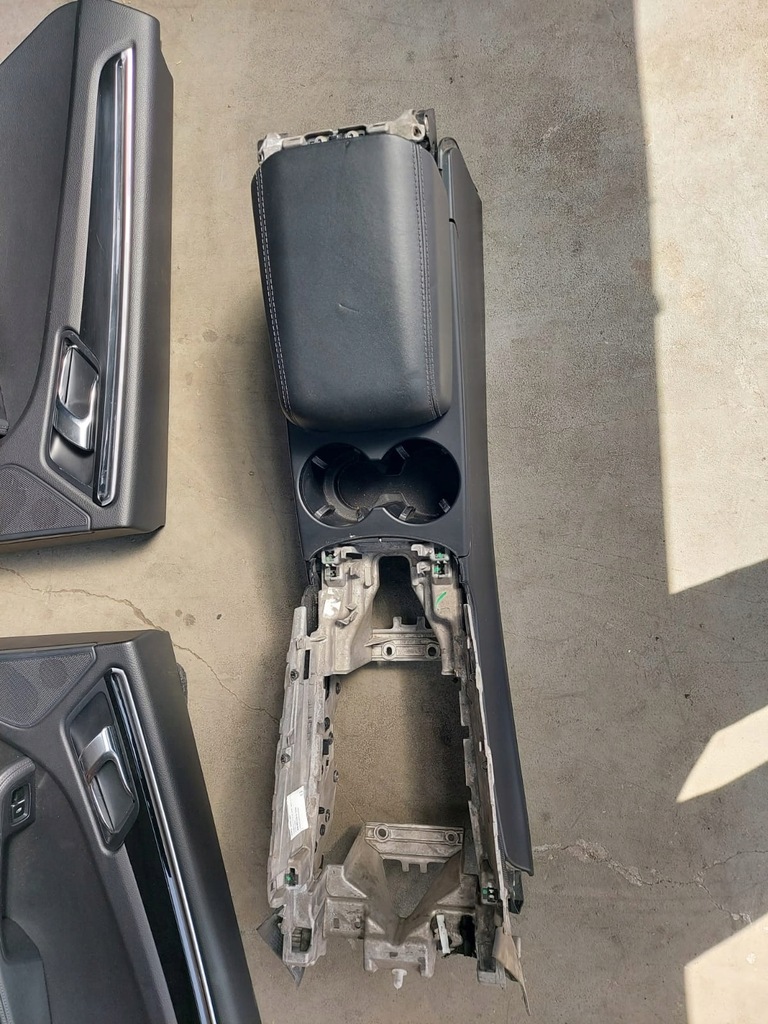 фото №11, Porsche macan сиденья середина обшивки комплект