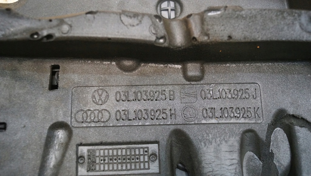фото №8, Защита верхний двигателя audi a3 8p 2.0 tdi 03l103925h