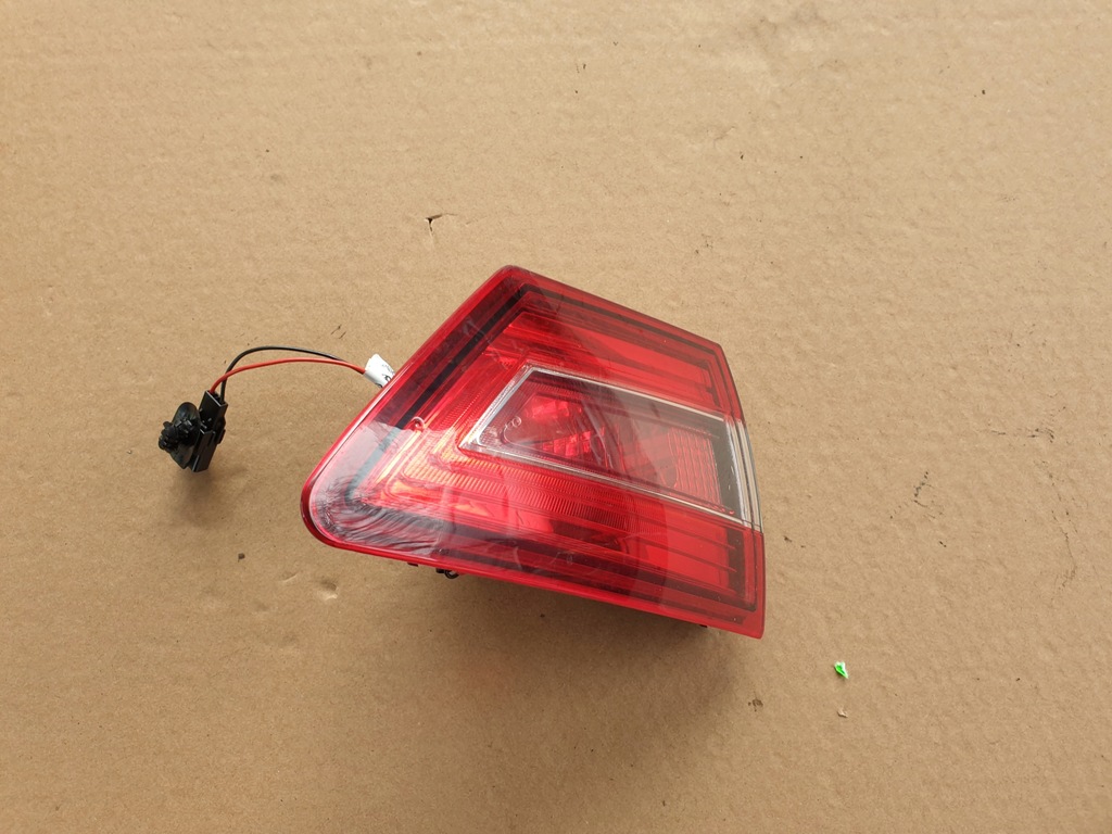 фото №2, Лампа левая задняя renault clio 4 iv 2015- lift