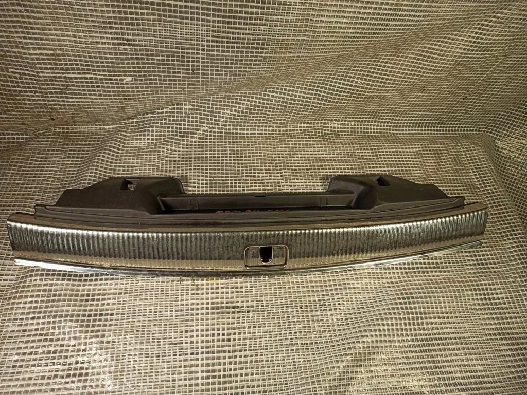 фото №1, Q5 8r0 захист поріг багажника поперечина задня 8r0864513c