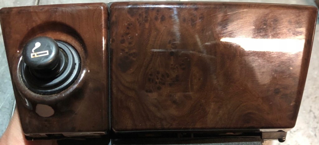 фото №1, Nissan maxima v 1999-2004 попільничка