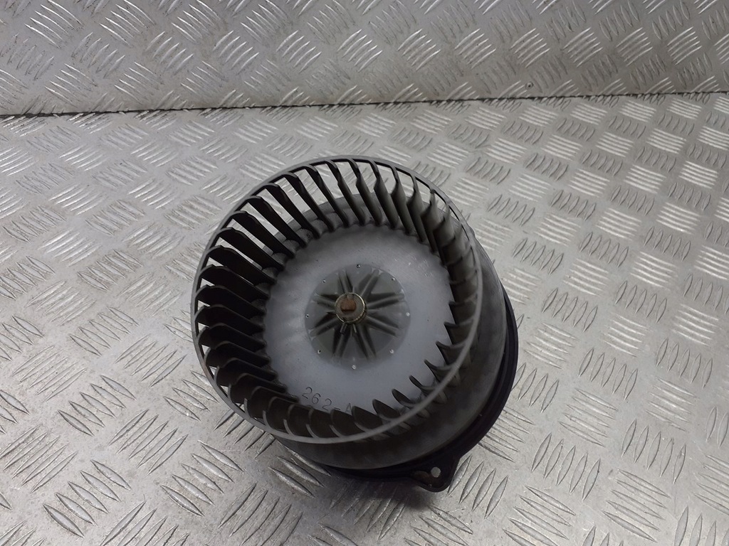 фото №1, Вентилятор обдув toyota yaris i 1.4 d4d 194000