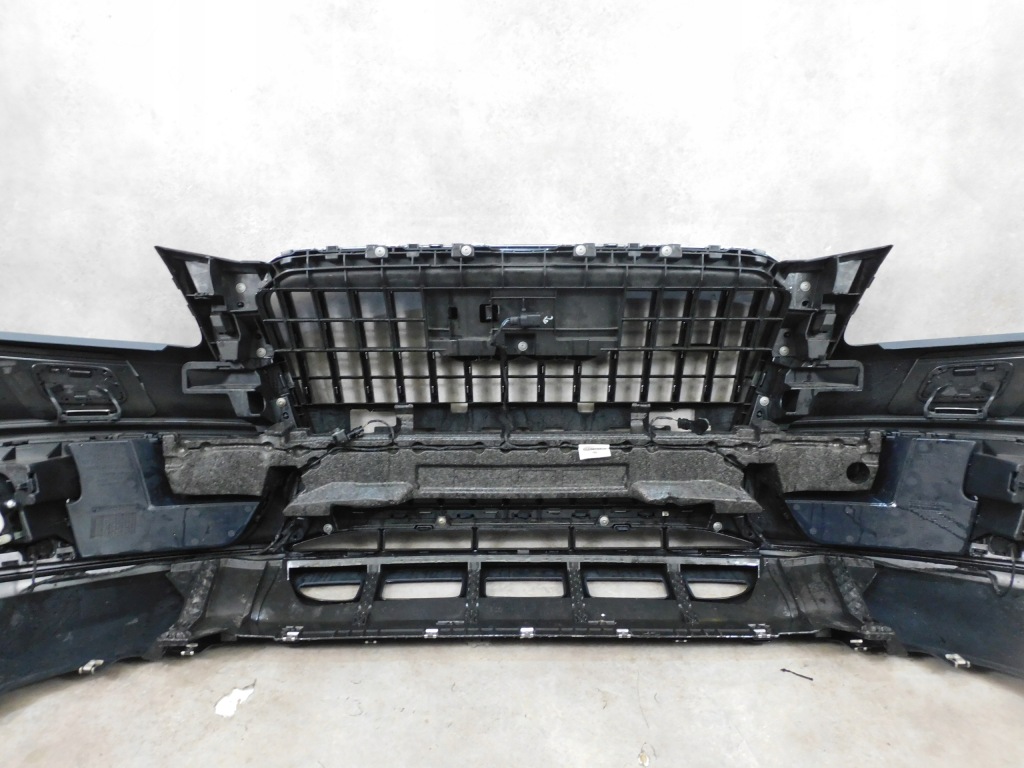 Audi q5 8r рестайлинг  s line бампер перед передний новый решётки накладки решётка радиатора Недорого