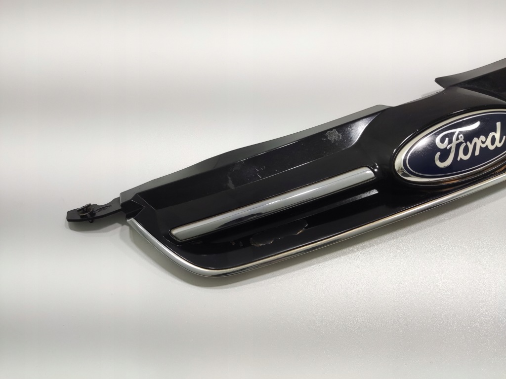 фото №3, Решітка радіатора решітка радіатора бампера перед ford c-max mk2 ii am51-r8200-b 2010-2014