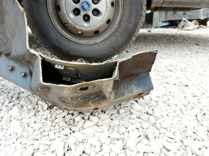 фото №4, Avensis t27 лонжерон ліва передня підкрилок 1f7