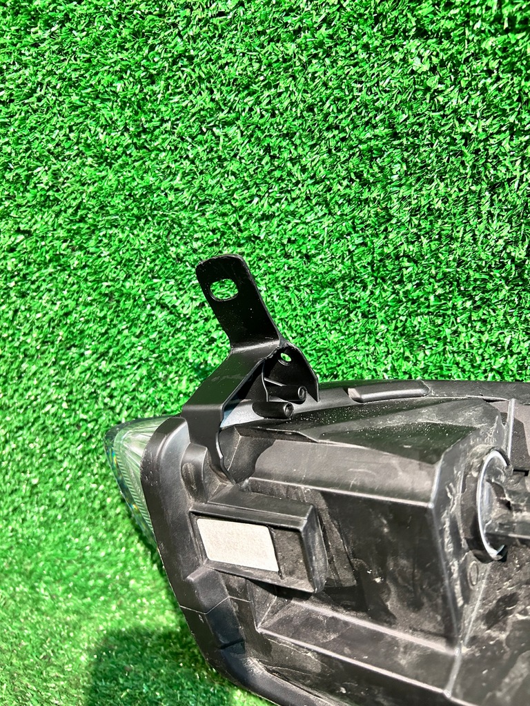 фото №4, Фара правий ford fiesta mk8