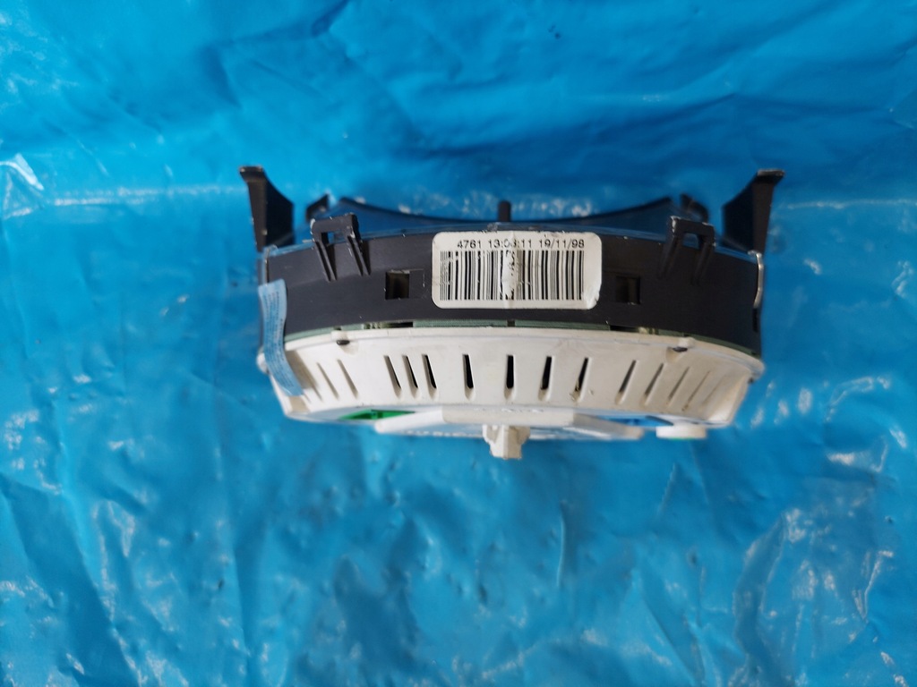 фото №9, Счетчик приборная панель vw beetle 47032