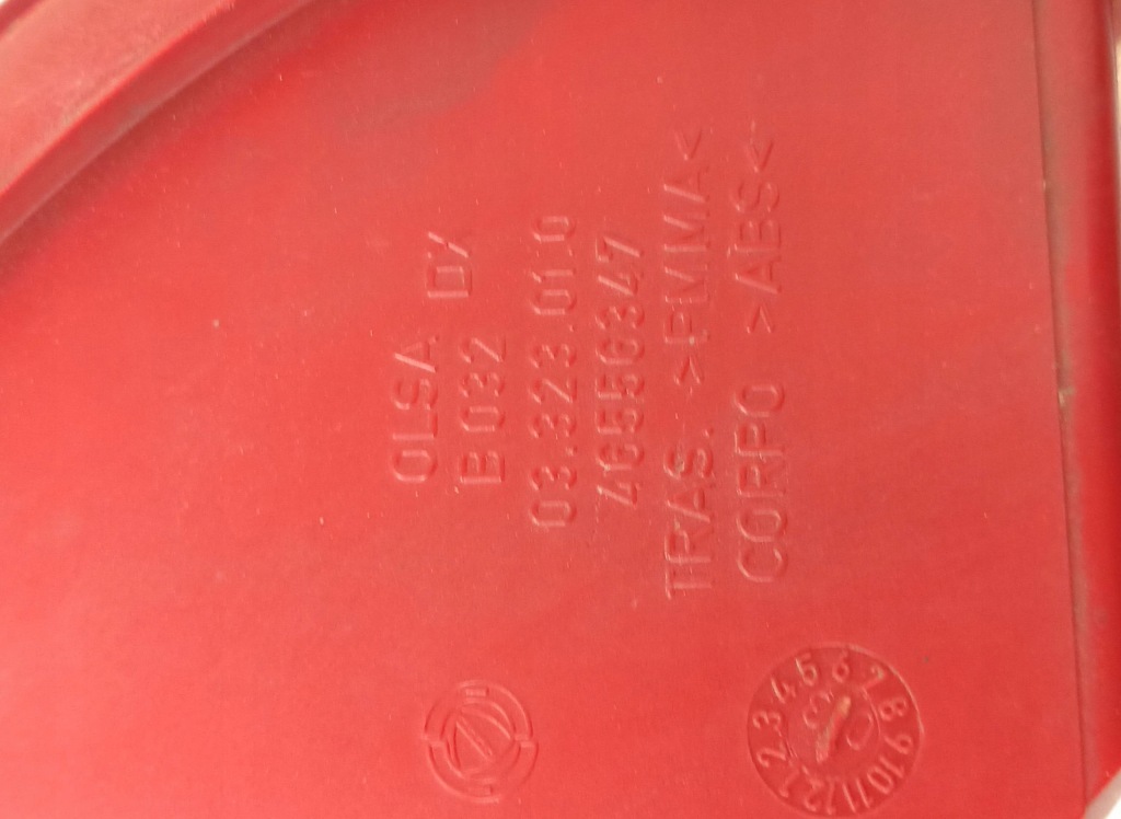 фото №4, Лампа правая задняя alfa romeo 147