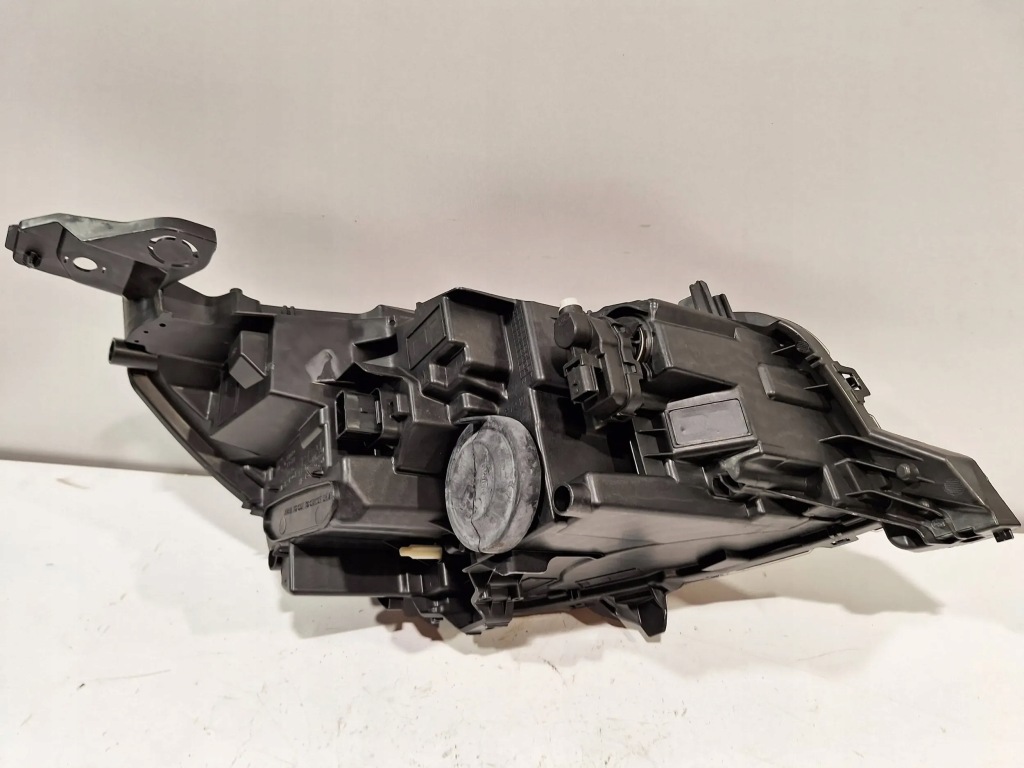 фото №7, Лампа перед левая led nowa peugeot 208 ii 19-