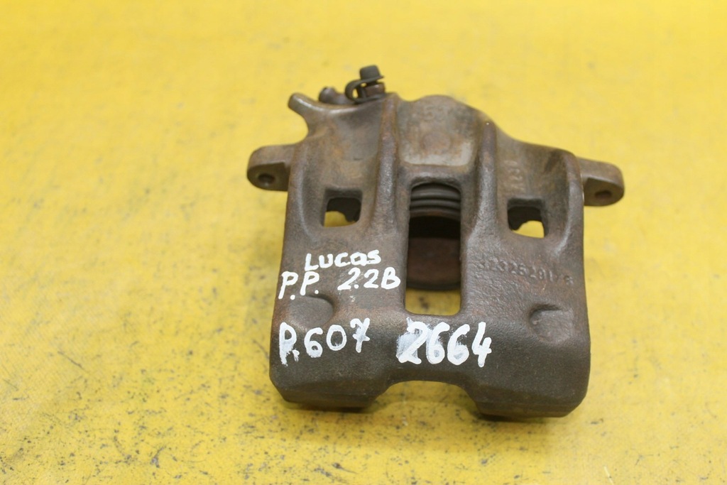 фото №1, Супорт гальмівний правий перед peugeot 607 2.2b