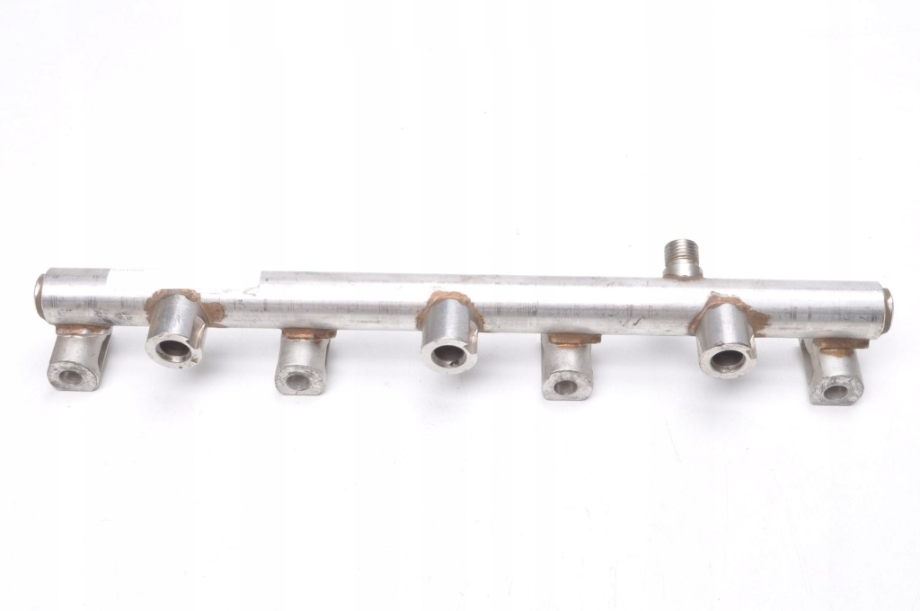 фото №1, Maserati ghibli iii 3.0 v6 молдинг упорскування 000283629