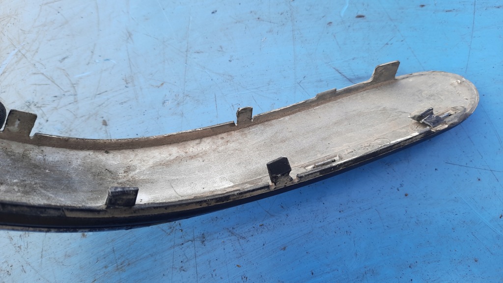 Решітка бампера ліва mercedes w220 00r Зі Шроту