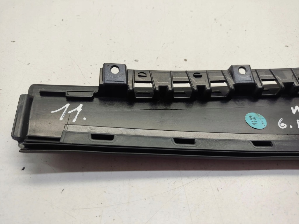 фото №6, Mercedes-benz a w176 2017 молдинг скло задній a1767320200