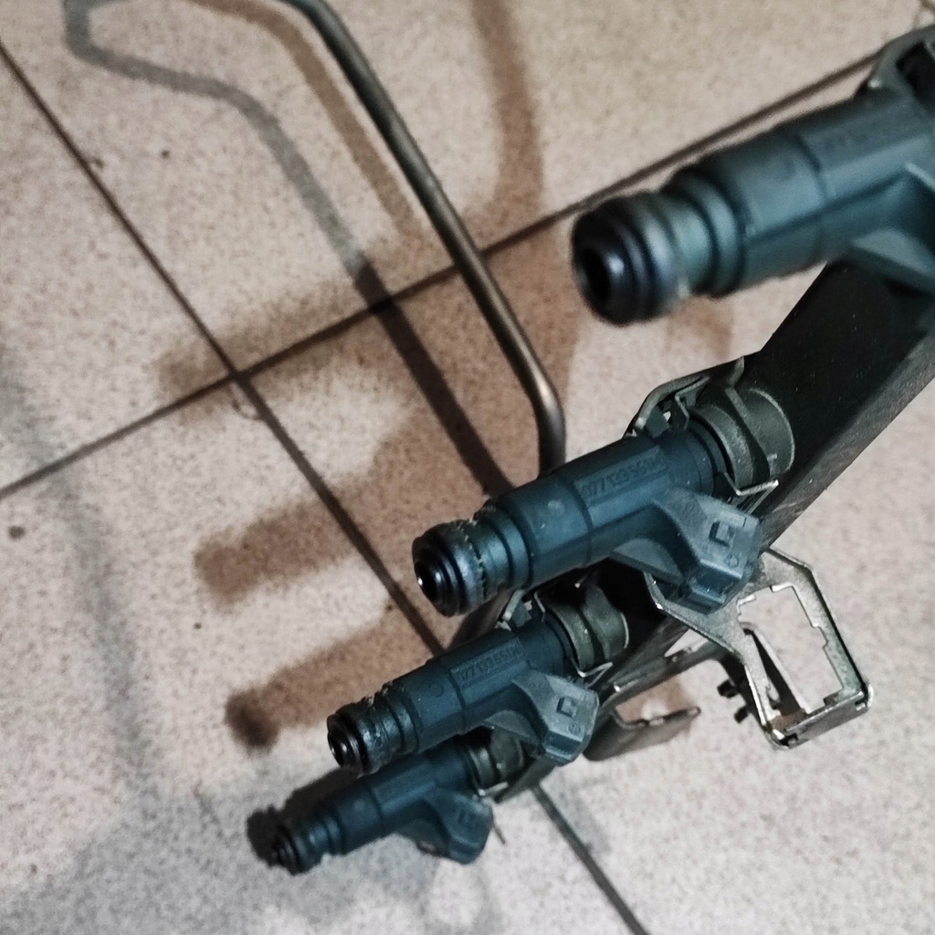 фото №12, Инжектор прокладка подкладка молдинг audi a6 c5 a8 d2 4.2 v8 комплект