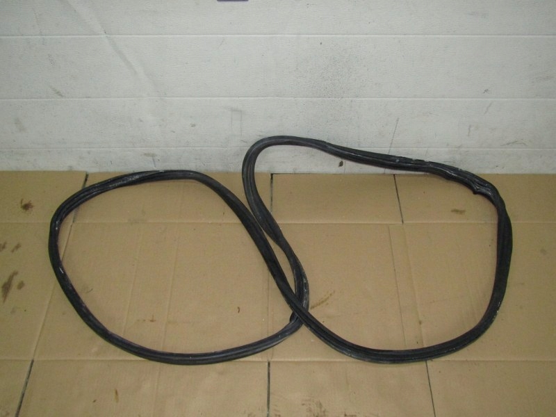 фото №1, Ford transit custom прокладка дверь перед правая